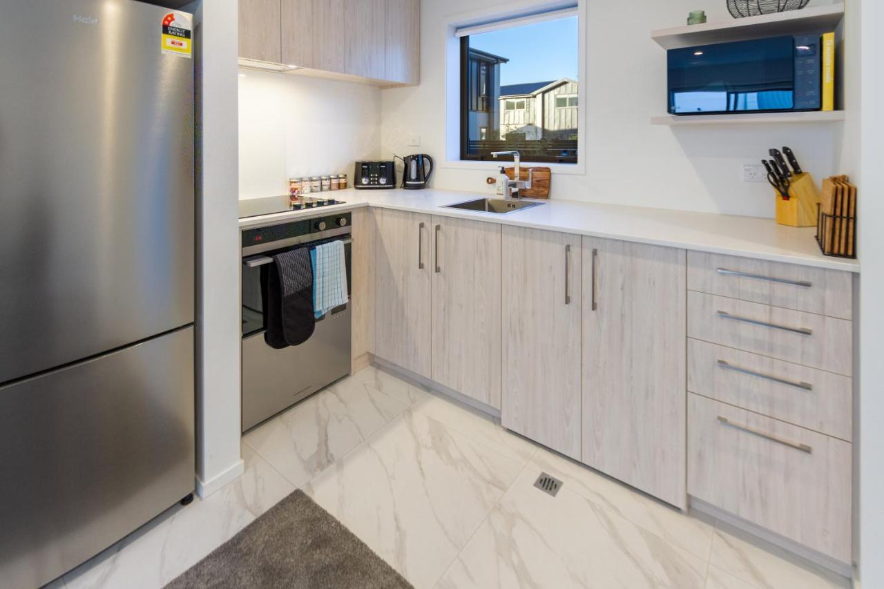 Апартаменты Urban Park Escape 2 Bed 2 Bath W/Carpark Крайстчёрч Экстерьер фото